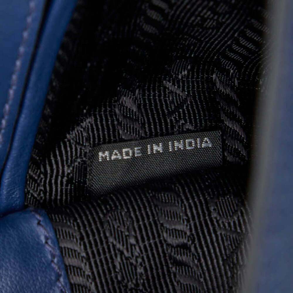 PRADA Blue Leather Saffiano Shoulder Bag - Picture 16 of 16